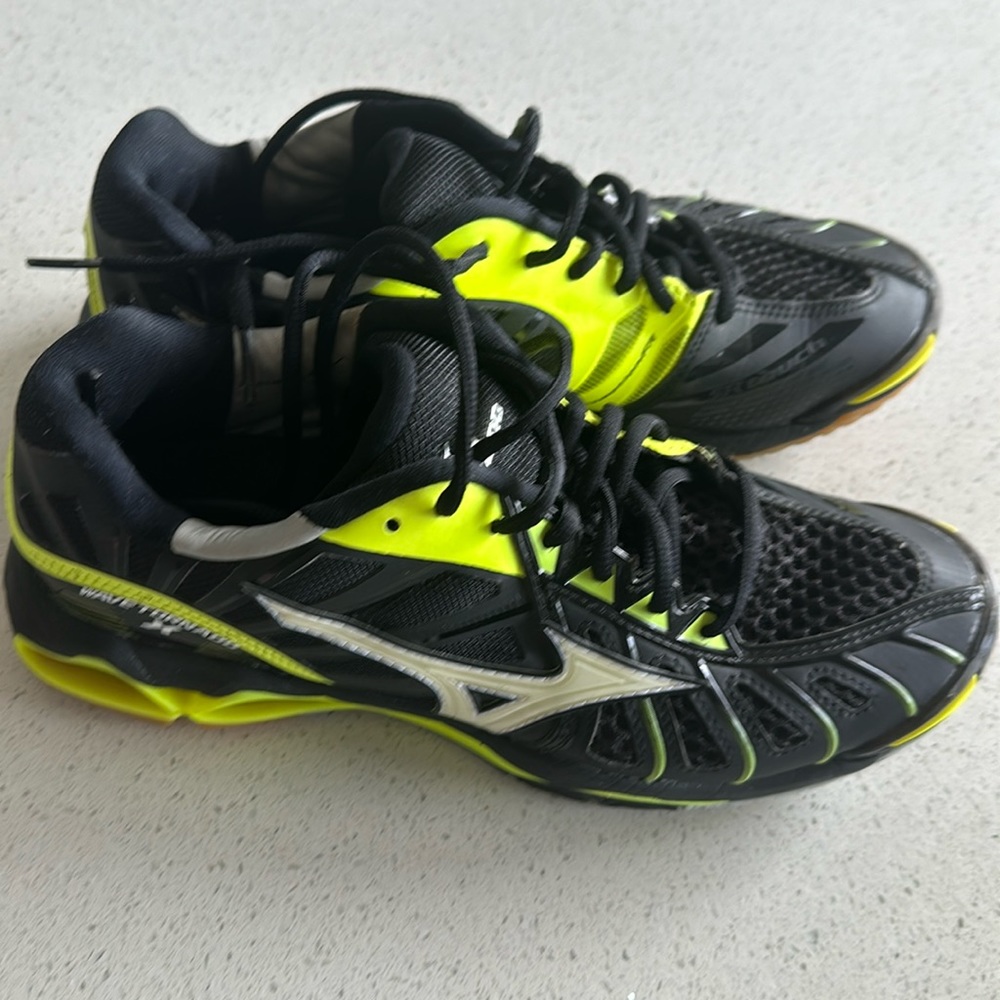 MIZUNO WAVE TORNADO X